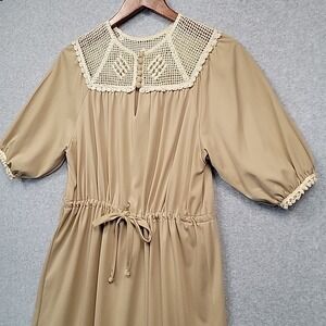 Vintage TONI TODD Prairie Dress‎ Crochet Lace Yoke Tan Boho Midi Womens 70s 80s